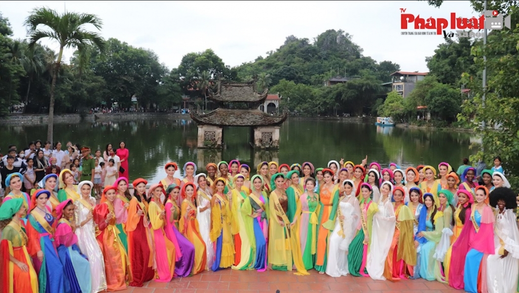 Hà Nội: Hoa hậu Hòa bình quốc tế 2023 trải nghiệm du lịch tại huyện Quốc Oai