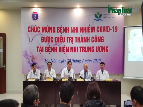 Bé gái 3 tháng tuổi được điều trị khỏi COVID-19 và xuất viện