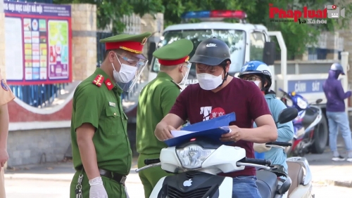 Hà Nội: Đang giãn cách xã hội, nhiều người vẫn vô cớ ra đường